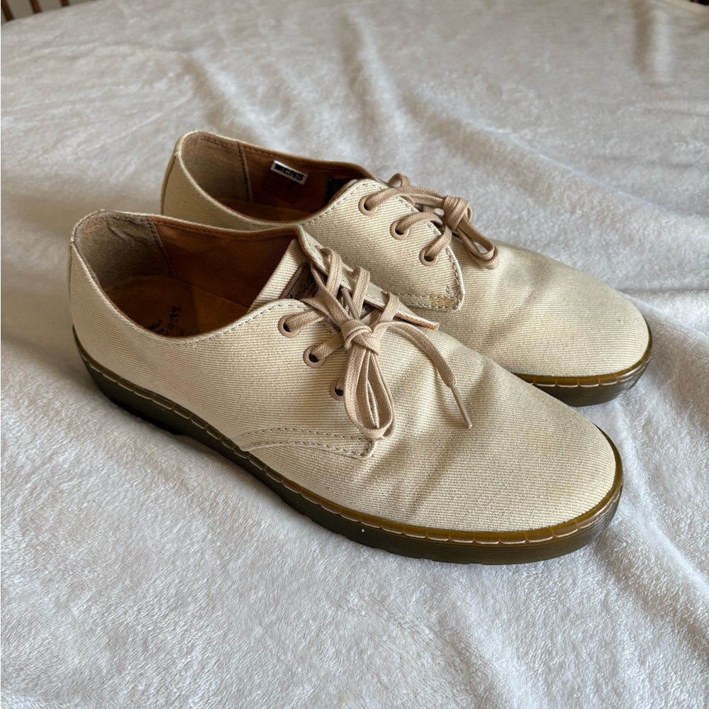 Dr. Martens Delray Oxford Shoes Men's 10 Beige Canvas Almond Toe Lace-Up Low Top